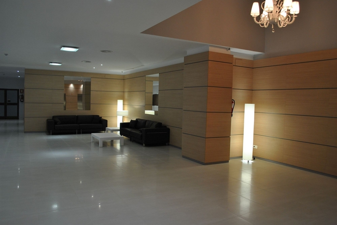 Imagen de los interiores del Hotel Fontana Plaza. Foto 14