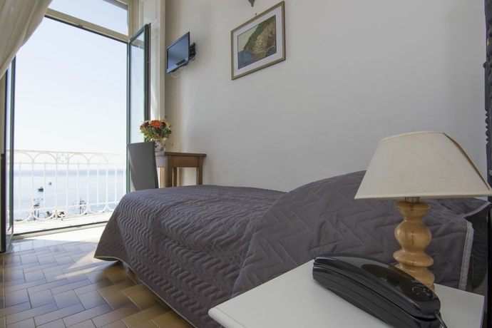 Imagen de la habitación del Hotel Fontana, Pogerola. Foto 3