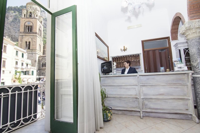 Imagen de los interiores del Hotel Fontana, Pogerola. Foto 19