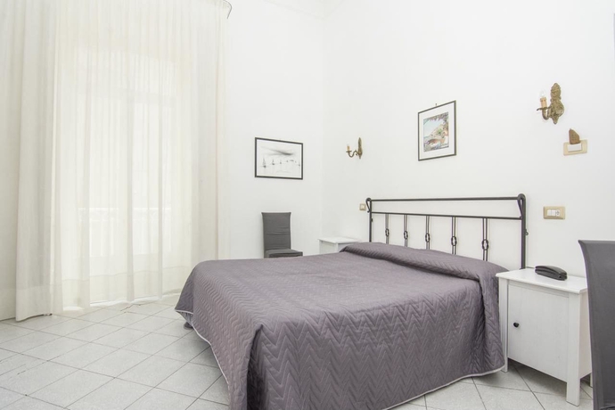 Imagen de la habitación del Hotel Fontana, Pogerola. Foto 17