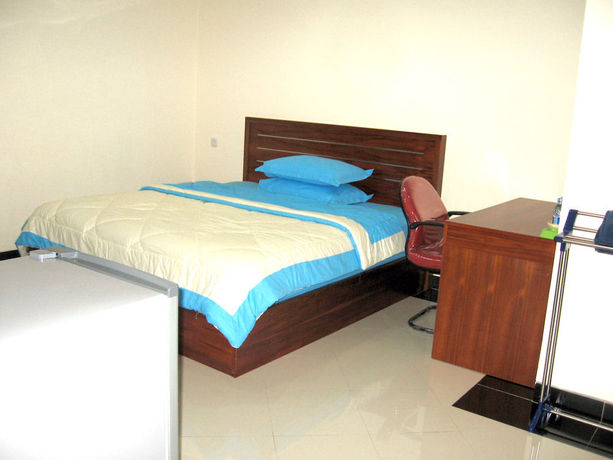 Imagen de los exteriores del Hotel Fontana Residencia Guest House. Foto 9