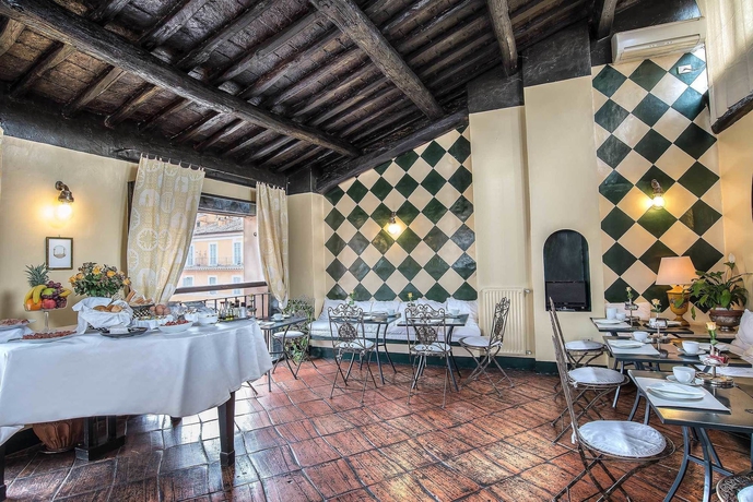 Imagen del bar/restaurante del Hotel Fontana, Roma. Foto 2