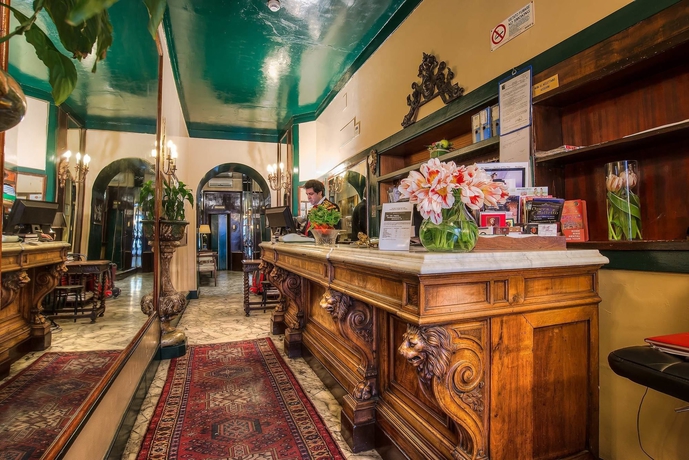 Imagen de los interiores del Hotel Fontana, Roma. Foto 13