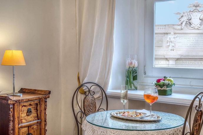 Imagen de la habitación del Hotel Fontana, Roma. Foto 11