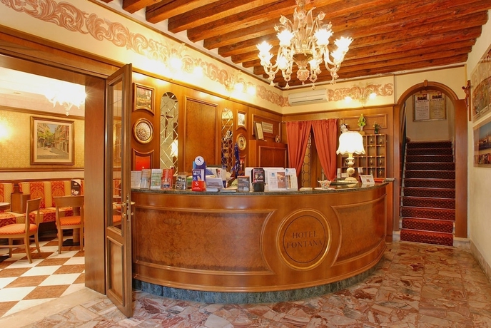 Imagen de los interiores del Hotel Fontana, Venecia. Foto 17