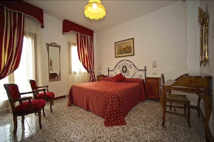 Imagen de la habitación del Hotel Fontana, Venecia. Foto 12