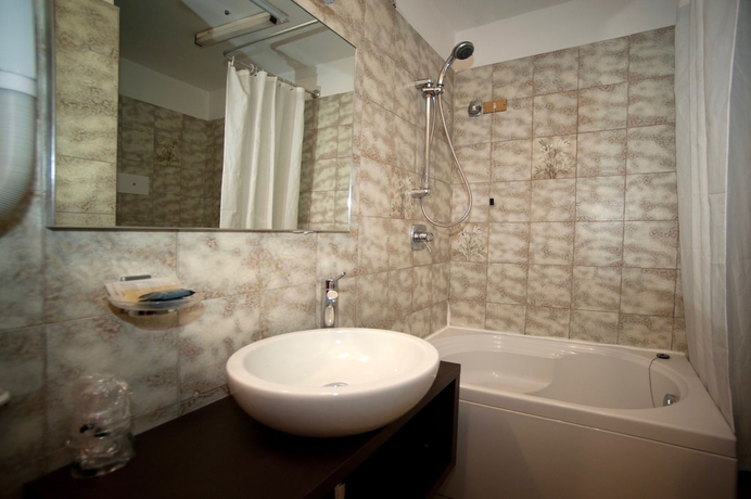 Imagen de la habitación del Hotel Fontana, Venecia. Foto 16