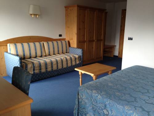 Imagen de la habitación del Hotel Fontana, Vigo di Fassa. Foto 10