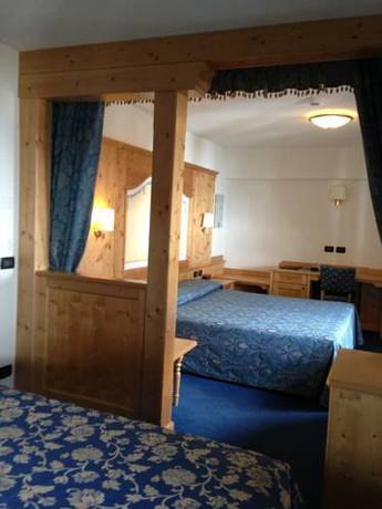 Imagen de la habitación del Hotel Fontana, Vigo di Fassa. Foto 12