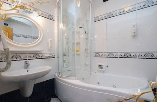 Imagen de la habitación del Hotel Fontana, Vigo di Fassa. Foto 15