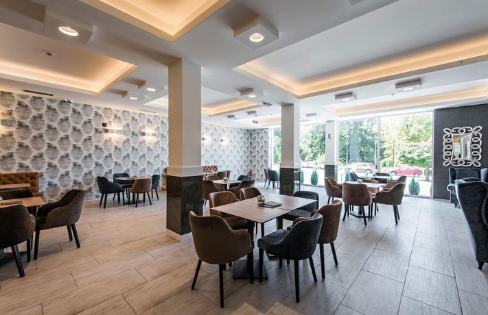 Imagen del bar/restaurante del Hotel Fontana, Vrnjačka Banja. Foto 3