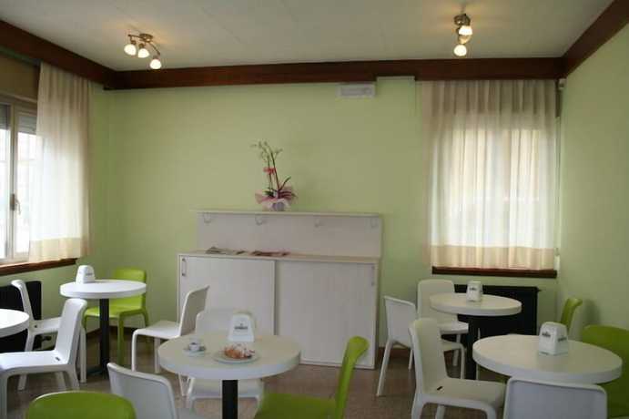 Imagen del bar/restaurante del Hotel Fontanella, Riva del Garda. Foto 3