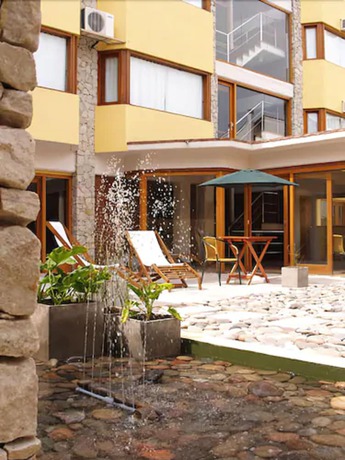 Imagen de los exteriores del Hotel Fonte Arcada. Foto 7