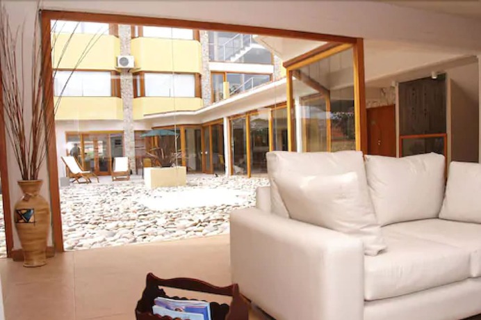 Imagen de los interiores del Hotel Fonte Arcada. Foto 13