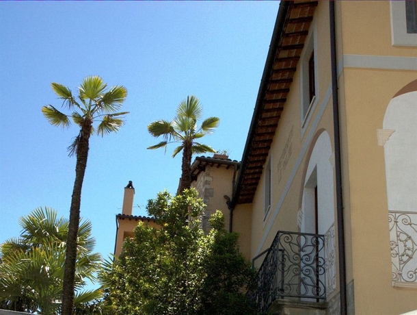 Imagen de los exteriores del Hotel Fonte Cesia. Foto 9