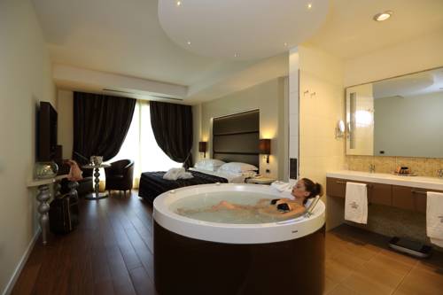Imagen de la habitación del Hotel Fonte Del Benessere Resort. Foto 3
