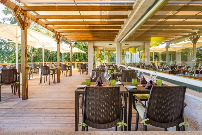 Imagen del bar/restaurante del Hotel Fonte Santa. Foto 6