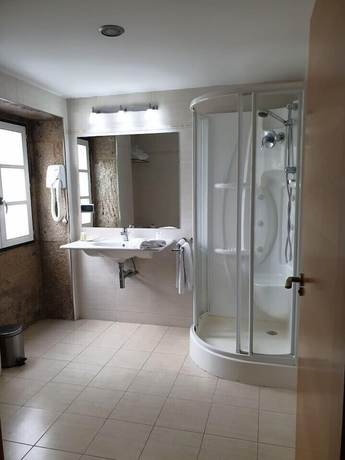 Imagen de la habitación del Hotel Fonte da Vila. Foto 18
