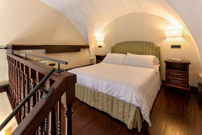 Imagen de la habitación del Hotel Fontebella. Foto 11