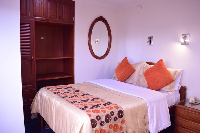 Imagen de la habitación del Hotel Fontibon. Foto 2