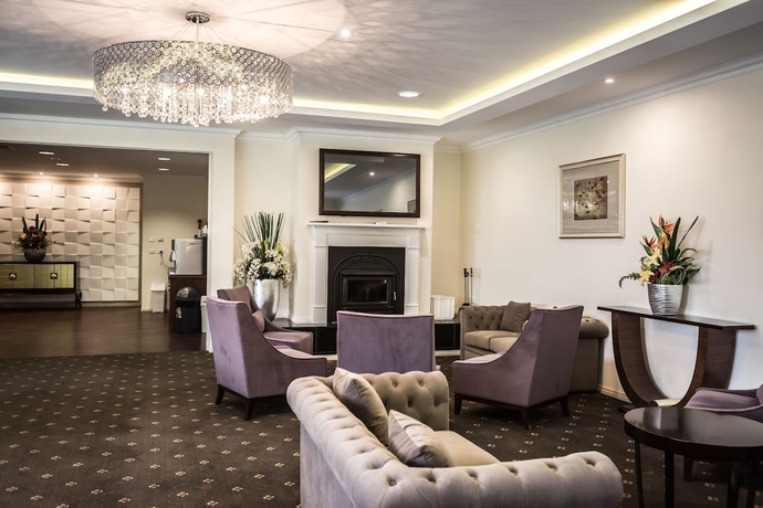 Imagen de los interiores del Hotel Foothills Conference Centre. Foto 16
