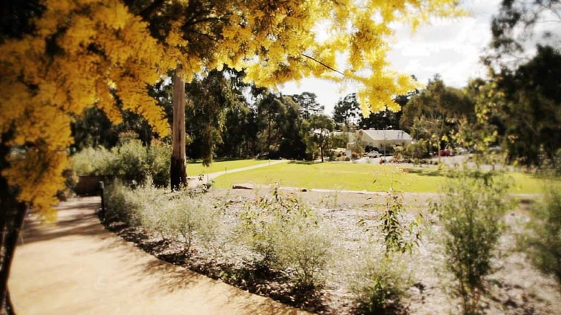 Imagen de los interiores del Hotel Foothills Conference Centre. Foto 19
