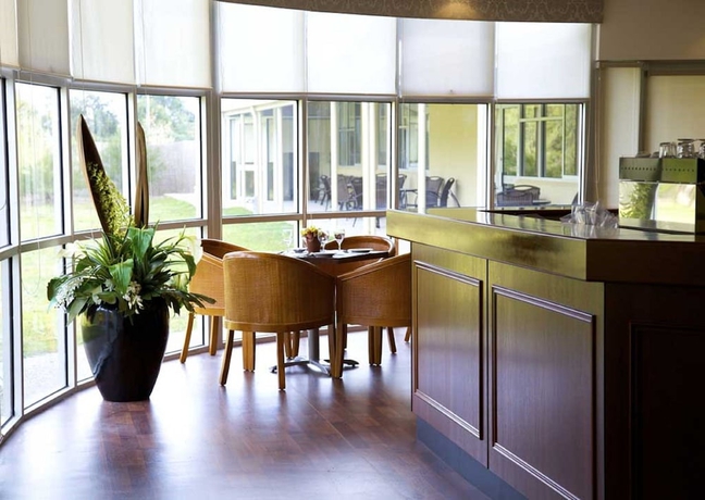 Imagen del bar/restaurante del Hotel Foothills Conference Centre. Foto 5