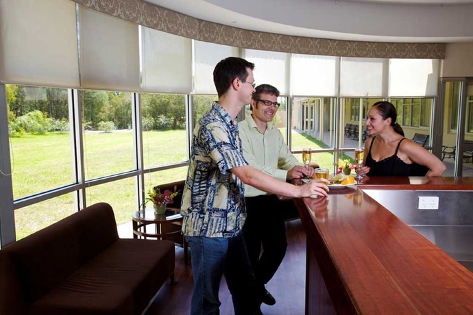 Imagen del bar/restaurante del Hotel Foothills Conference Centre. Foto 6