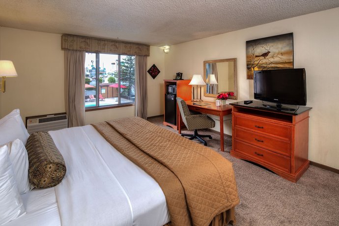 Imagen de la piscina del Hotel Foothills Inn. Foto 17