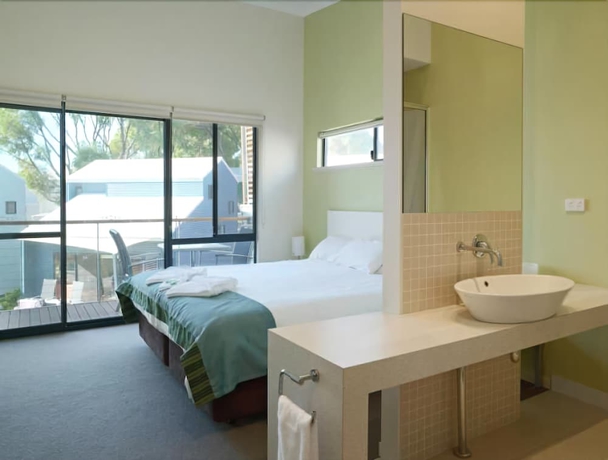 Imagen de la habitación del Hotel Footprints at Preston Beach. Foto 6