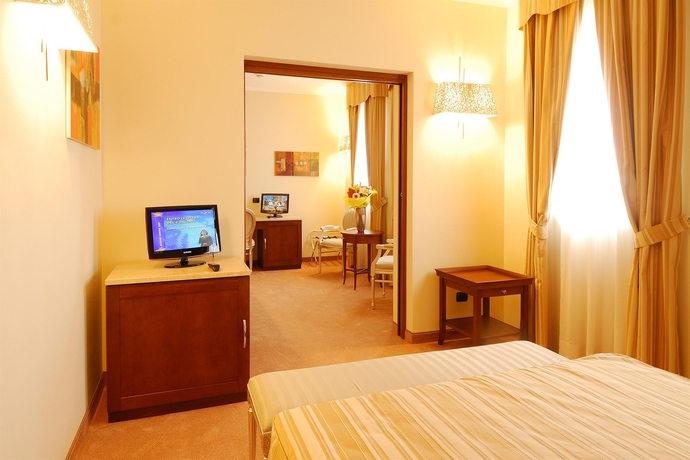 Imagen de la habitación del Hotel For You, Olbia. Foto 8