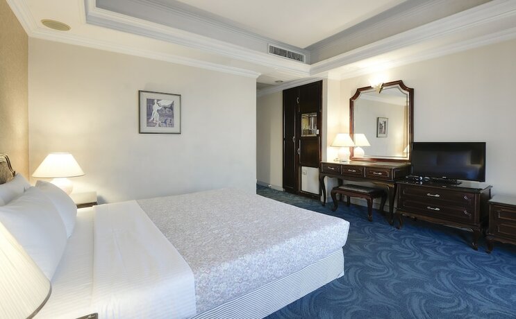 Imagen de la habitación del Hotel Forbes. Foto 23