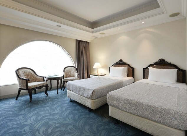 Imagen de la habitación del Hotel Forbes. Foto 31