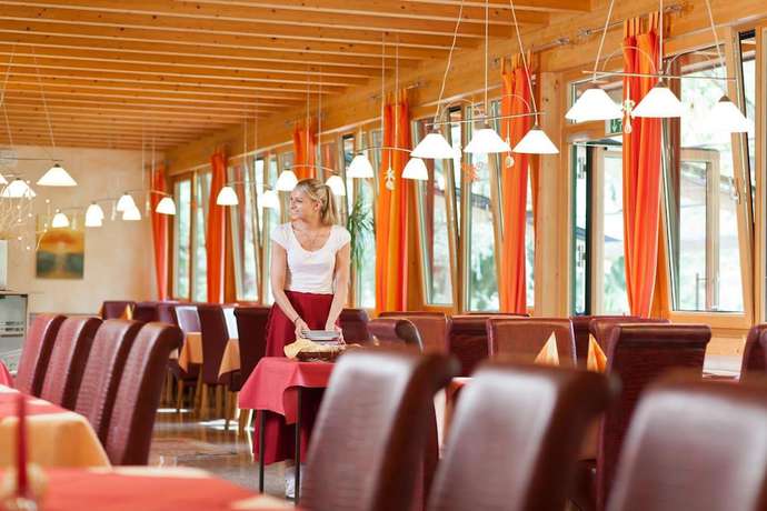 Imagen del bar/restaurante del Hotel Forellenhof, Bundenbach. Foto 4