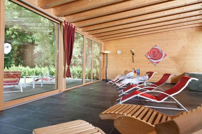 Imagen de la piscina del Hotel Forellenhof, Bundenbach. Foto 15