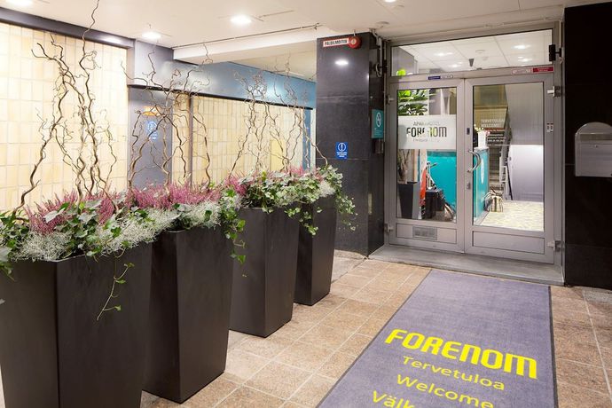 Imagen de los interiores del Hotel Forenom Helsinki Kamppi. Foto 18