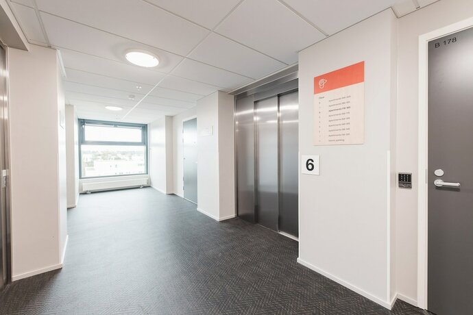 Imagen de los interiores del Hotel Forenom Serviced Apartments Neilikkatie. Foto 23