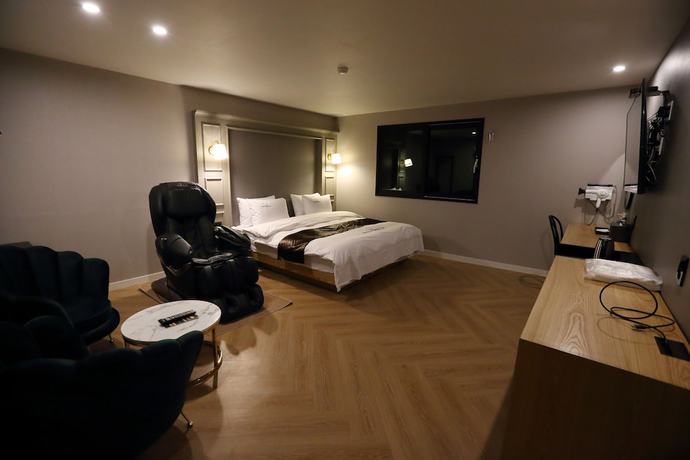 Imagen de la habitación del Hotel Forest 701. Foto 4