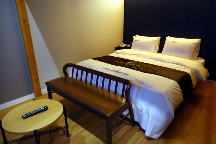 Imagen de la habitación del Hotel Forest 701. Foto 14