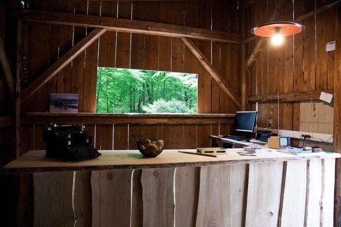 Imagen general del Hotel Forest Camping Mozirje. Foto 9