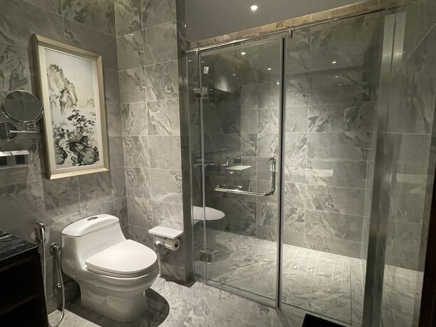 Imagen general del Hotel Forest City Golf. Foto 10