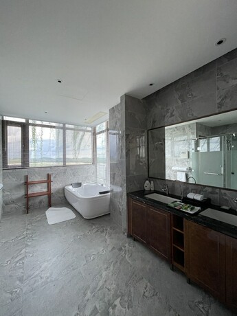 Imagen general del Hotel Forest City Golf. Foto 16