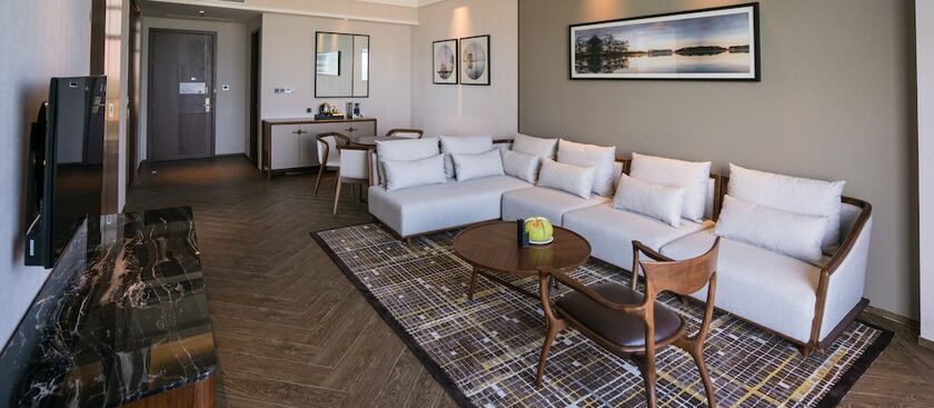 Imagen de la habitación del Hotel Forest City Golf. Foto 21