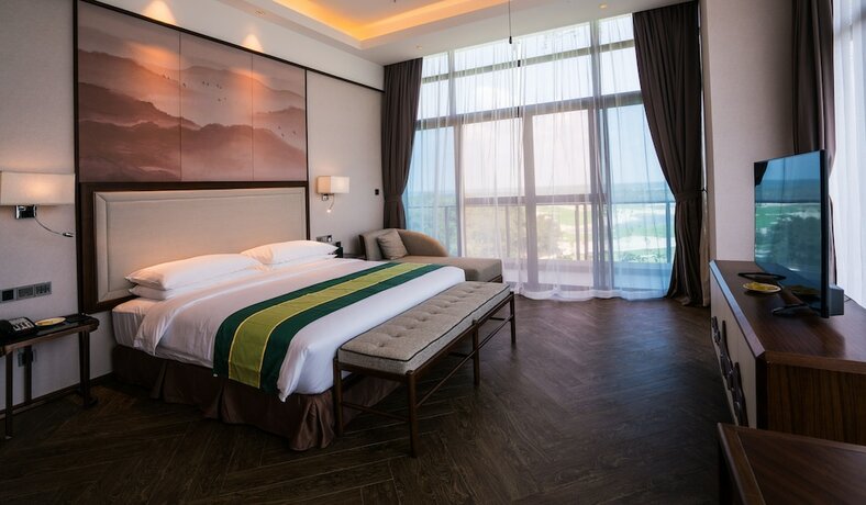 Imagen de la habitación del Hotel Forest City Golf. Foto 23