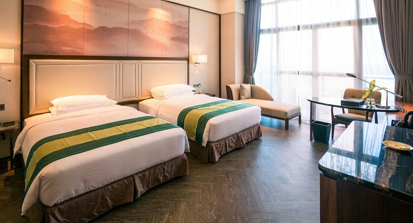 Imagen de la habitación del Hotel Forest City Golf. Foto 29