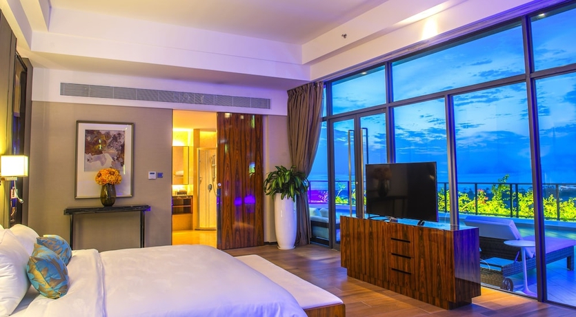 Imagen de la habitación del Hotel Forest City Marina. Foto 4