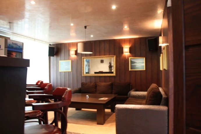 Imagen de los interiores del Hotel Forest Glade. Foto 19