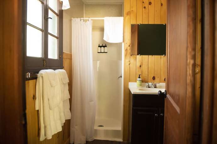Imagen de la habitación del Hotel Forest Hill Lodge and Cabins. Foto 6