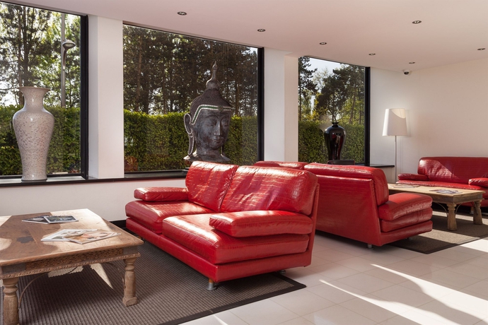 Imagen de los interiores del Hotel Forest Hill Paris Meudon-vélizy. Foto 14