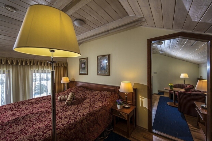 Imagen de la habitación del Hotel Forest Hills and Golf Zirc. Foto 7